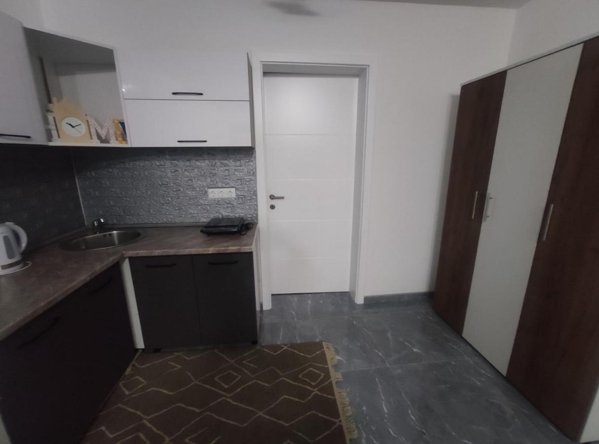 Neer Zivinice Exterior foto
